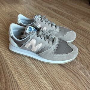 New Balance 504 women’s shoes